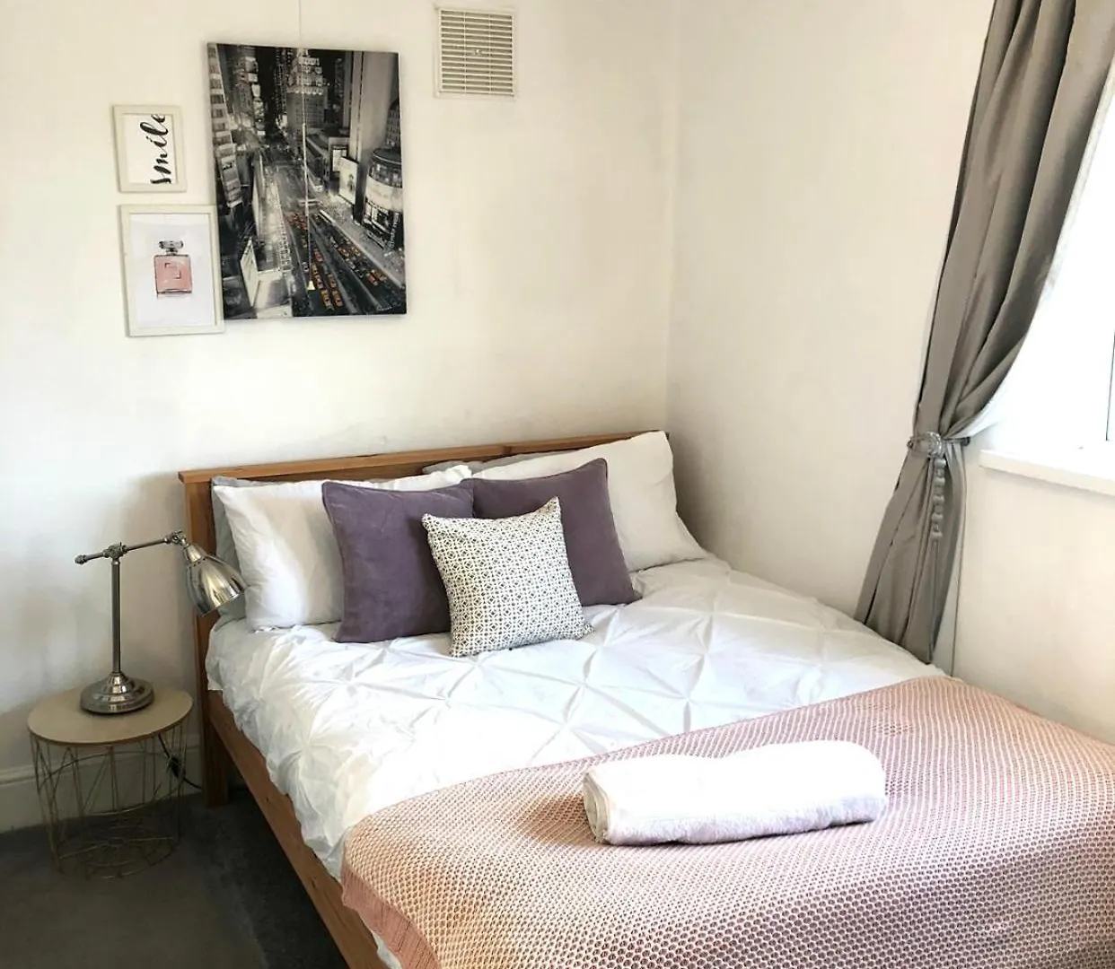 Double Desk Apartment Cardiff